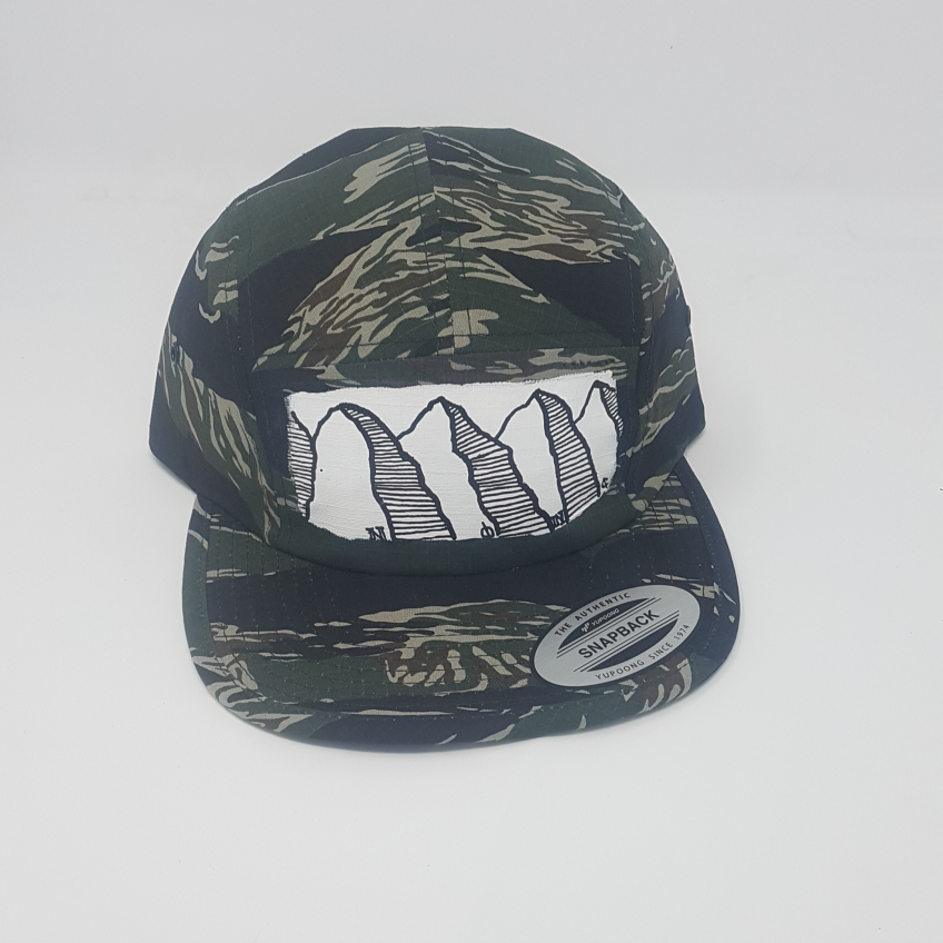 Camo 5 panel cap