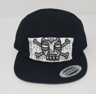 Black 5 panel cap